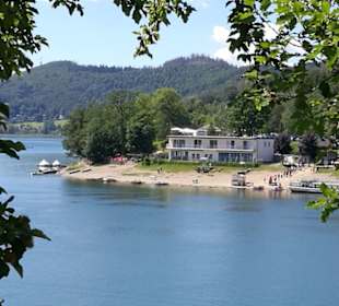 Bootssteg auf Helminghausen Seite