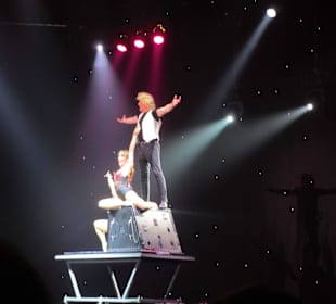 Hans Klok in “The New Houdini”