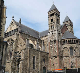 Besichtigung Servatiusbasilika (mit Schatzkammer)