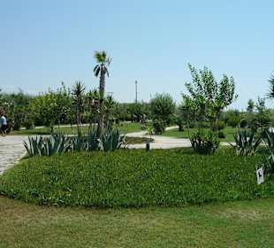 Promenade vor dem Hotel