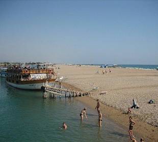 Mündung des Manavgat ins Meer