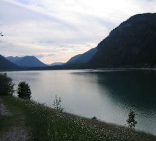 Sonnenuntergang am Sylvensteinsee