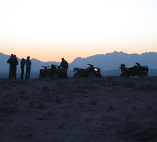 Sonnenuntergang in der Wüste