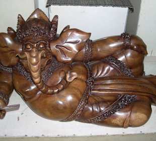 Holzschnitzerei in Mas.