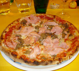 Pizza Prosciutto e Funghi
