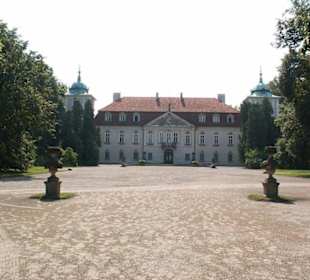 Pałac od strony frontowej