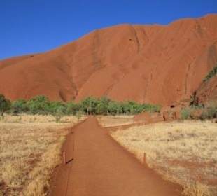 Beginn des Mala Walks am Uluru