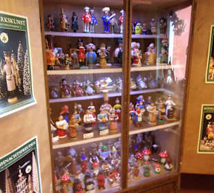 Im 1. Räuchermann Museum