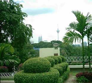 Petronas Twin Towers, aus "  sicherer Entfernung"