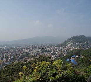 Blick von der Stupa über Kathmandu