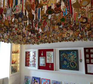 Rundgang durch das Haus des Karnevals