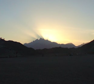 Sonnenuntergang in der Wüste