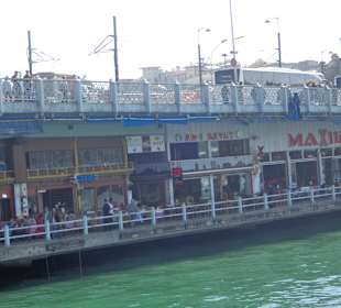 Blick auf Lokale in der unteren Etage