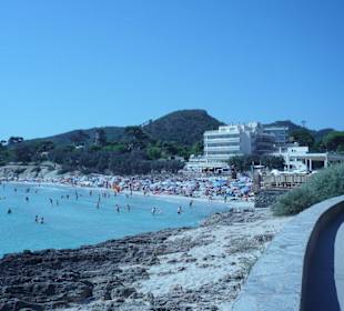 Blick auf den größeren Strand