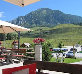 Lienbachhof mit Parkplatz 1