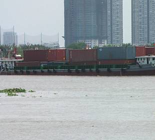 Lastschiff mal größer - kleiner 