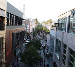 Blick von der Mall auf die Third Street 