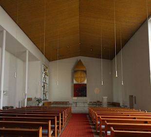 Blick in das Kirchenschiff