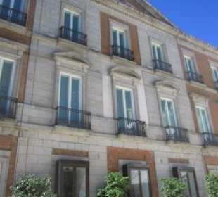 Eingang zum Museo Thyssen-Bornemisza