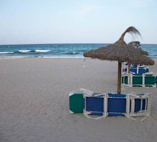 Schöner und sauberer Strand