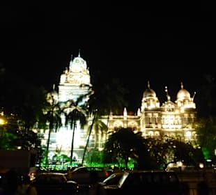 Hauptquartier der indischen Eisenbahn bei Nacht
