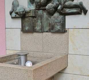 Der Wandbrunnen in der Leiterstraße 5a