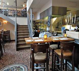 Die Gasträume des Restaurant Topaz