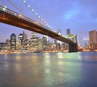 Einzigartige Blicke auf die Brooklyn Bridge