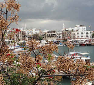 Schöner Hafen in Girne