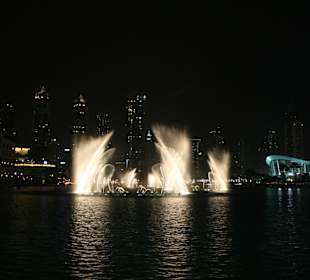 Wasserfontänen Dubai Mall