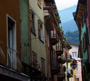 Das gewisse gegenüber 