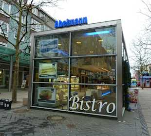 Fischgerichte,Fischbrötchen in der Fußgängerzone