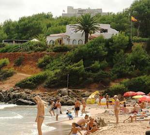 Genug Platz für Sonnenhungrige und Wasserratten