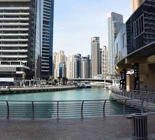 Dubai Marina.