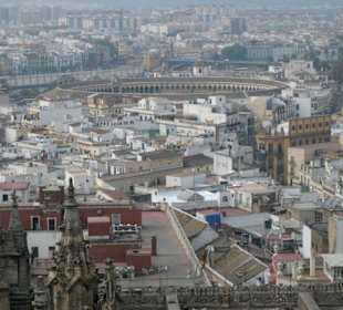 Blick von der Galerie der Giraldar ...