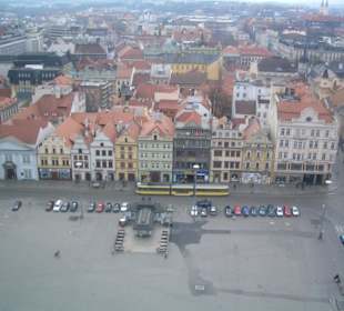 Pohlad z katedraly na namestie