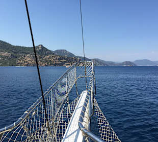 Bootsfahrt in den Buchten