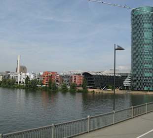 Westhafen Tower