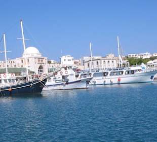 Sehenswerter Mandrakri Hafen