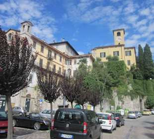 An der Seepromenade Gravedona