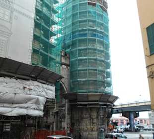 Porta dei Vacca während Restaurierung