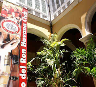 Eingang zum Museo de Ron