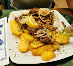 Trikala Teller Gyros und Souflak