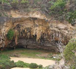 Blick in eine ausgespülte Bucht am Loch Ard Gorge