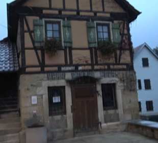 Mittleres Backhaus