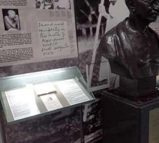 Haus am Checkpoint Charlie