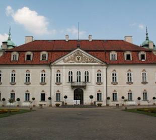 Pałac od strony parku