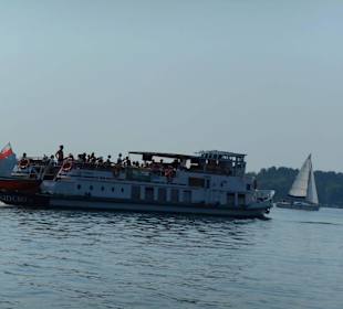 Żeglowanie po jeziorze Niegocin