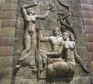 Wandrelief: Wein und Weib