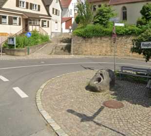 Brunnen am Rathaus Schlaitdorf